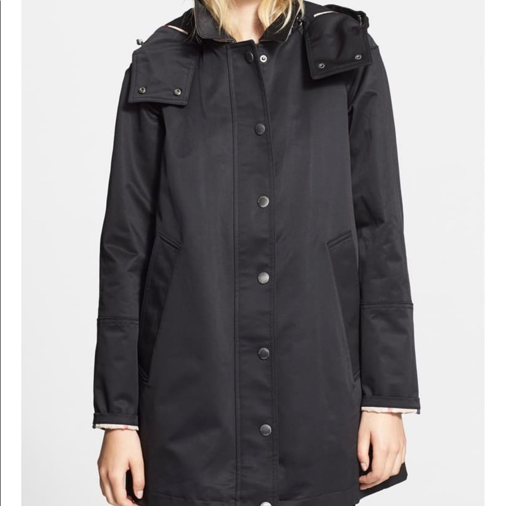Burberry Bowpark Hooded Raincoat with liner